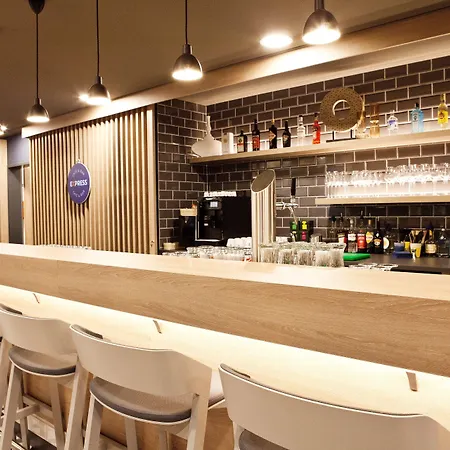 Express - 3* Lustenau